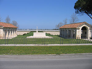 Cemetery Bari.jpg